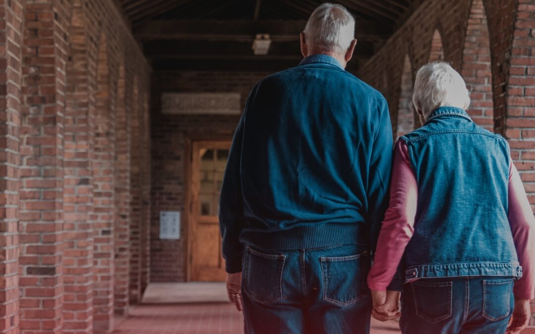 Mejora la calidad de vida de los mayores: curso de afrontamiento de la soledad